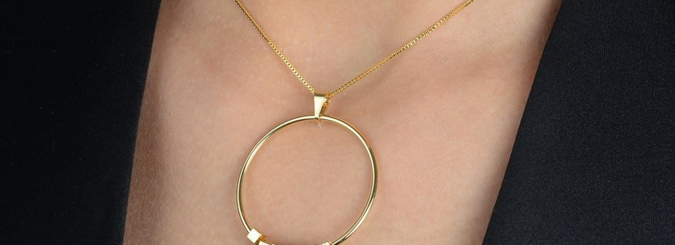 colar-dourado-religioso-3-medalhas-espirito-santo